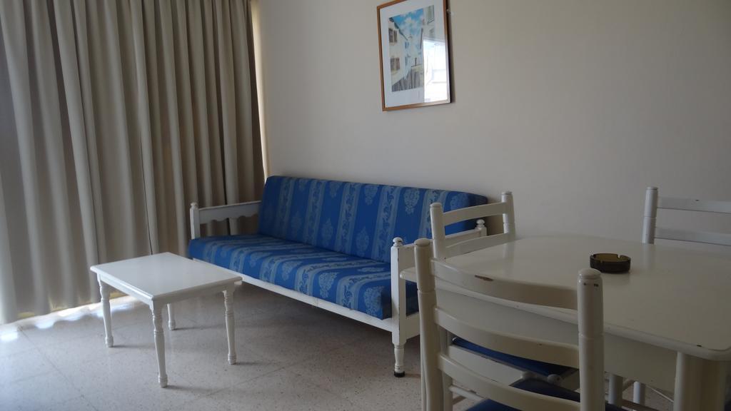 Klashiana Hotel Apartments Voroklini Ngoại thất bức ảnh