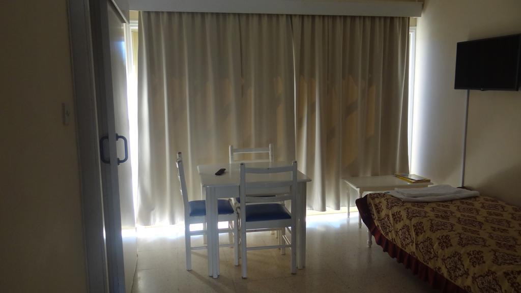 Klashiana Hotel Apartments Voroklini Ngoại thất bức ảnh
